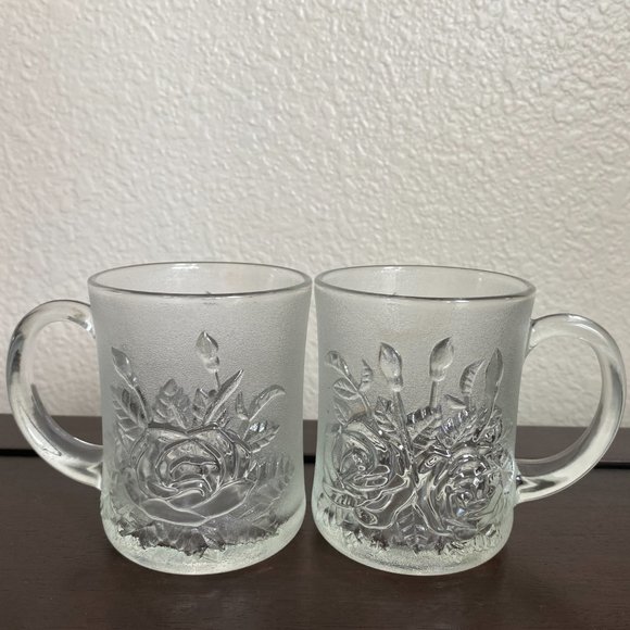 2 Livia Pasari Crystal Clear Mugs Embossed Roses - Picture 11 of 11